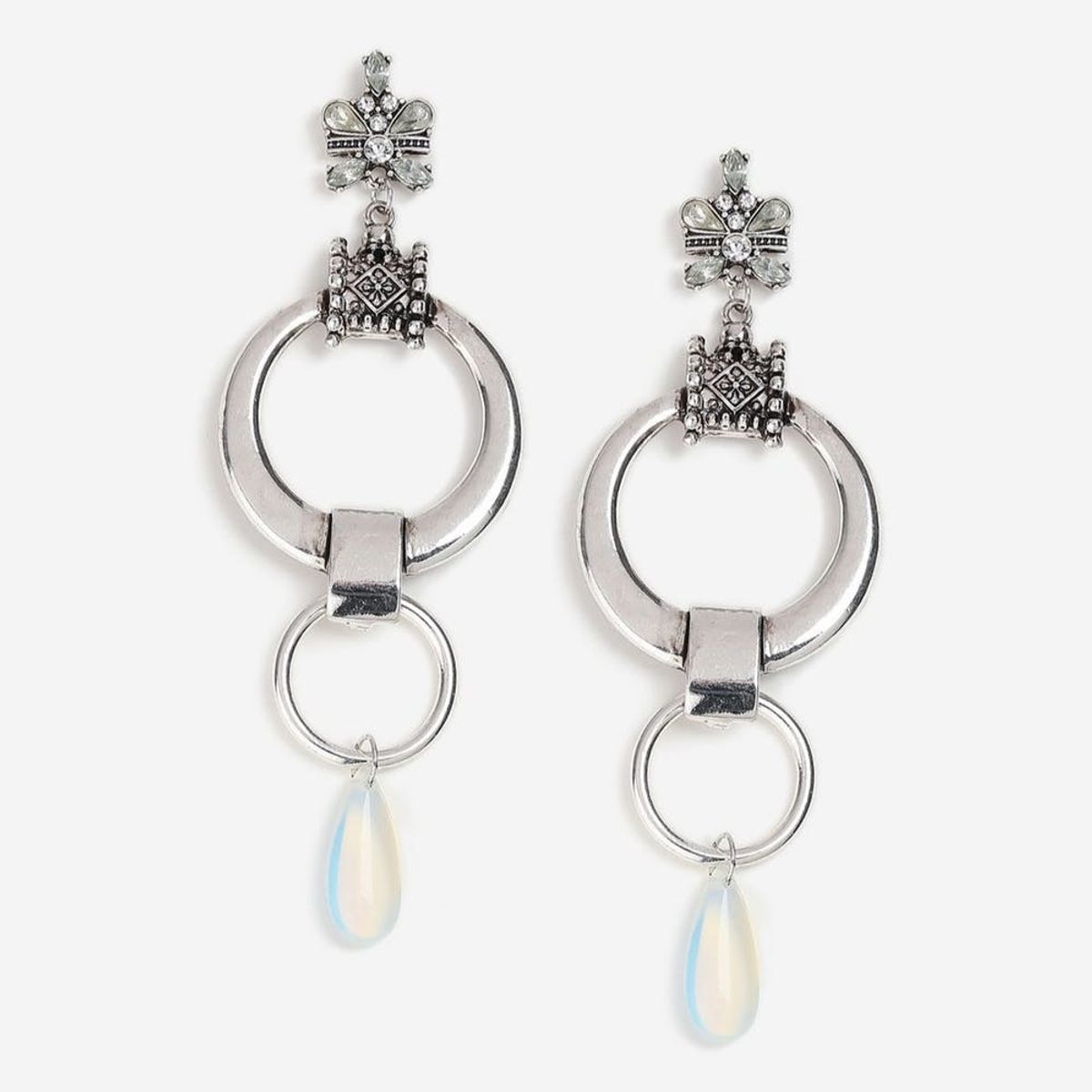 8 Long Earrings That Are Perfect for Spring Wedding Guests