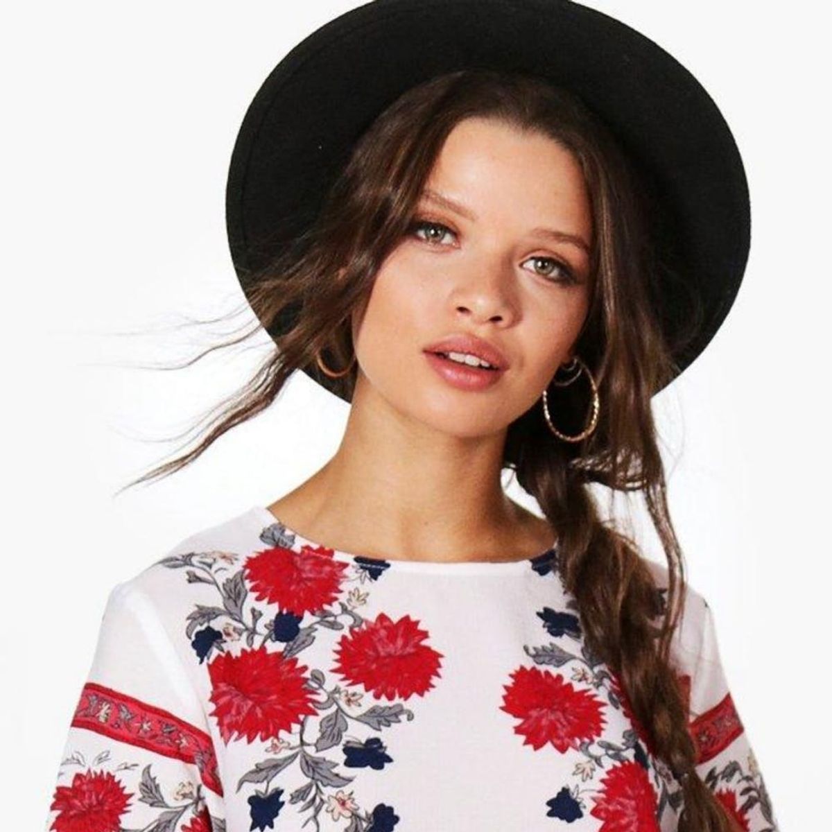 15 Grown-Up Floral Outfits to Update Your Spring Wardrobe