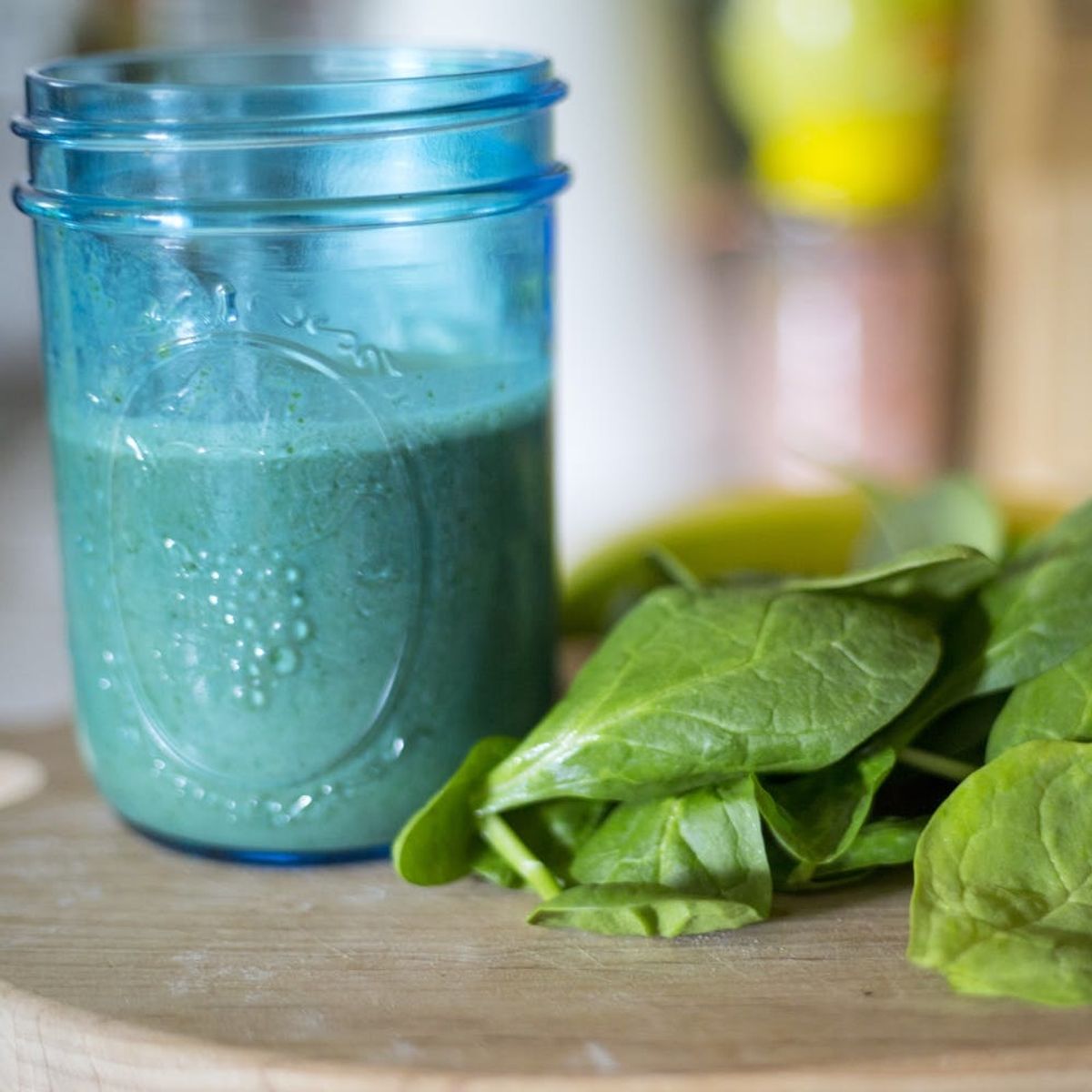Start Your Day Off Right With This Filling Green Smoothie for Beginners