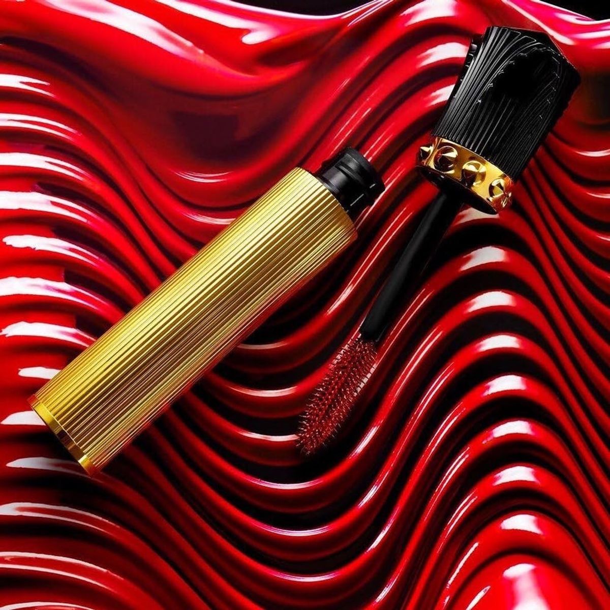 What You Can Expect from the Christian Louboutin Beaute Red Mascara