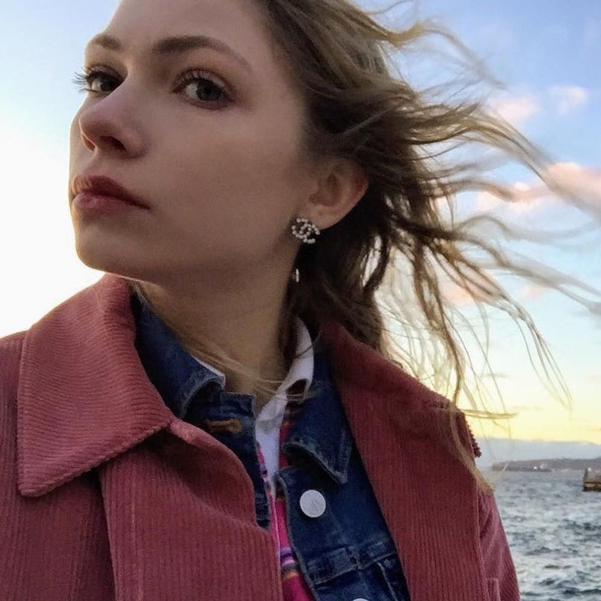 Tavi Gevinson Gives Great Breakup Advice and Talks to Us About Love