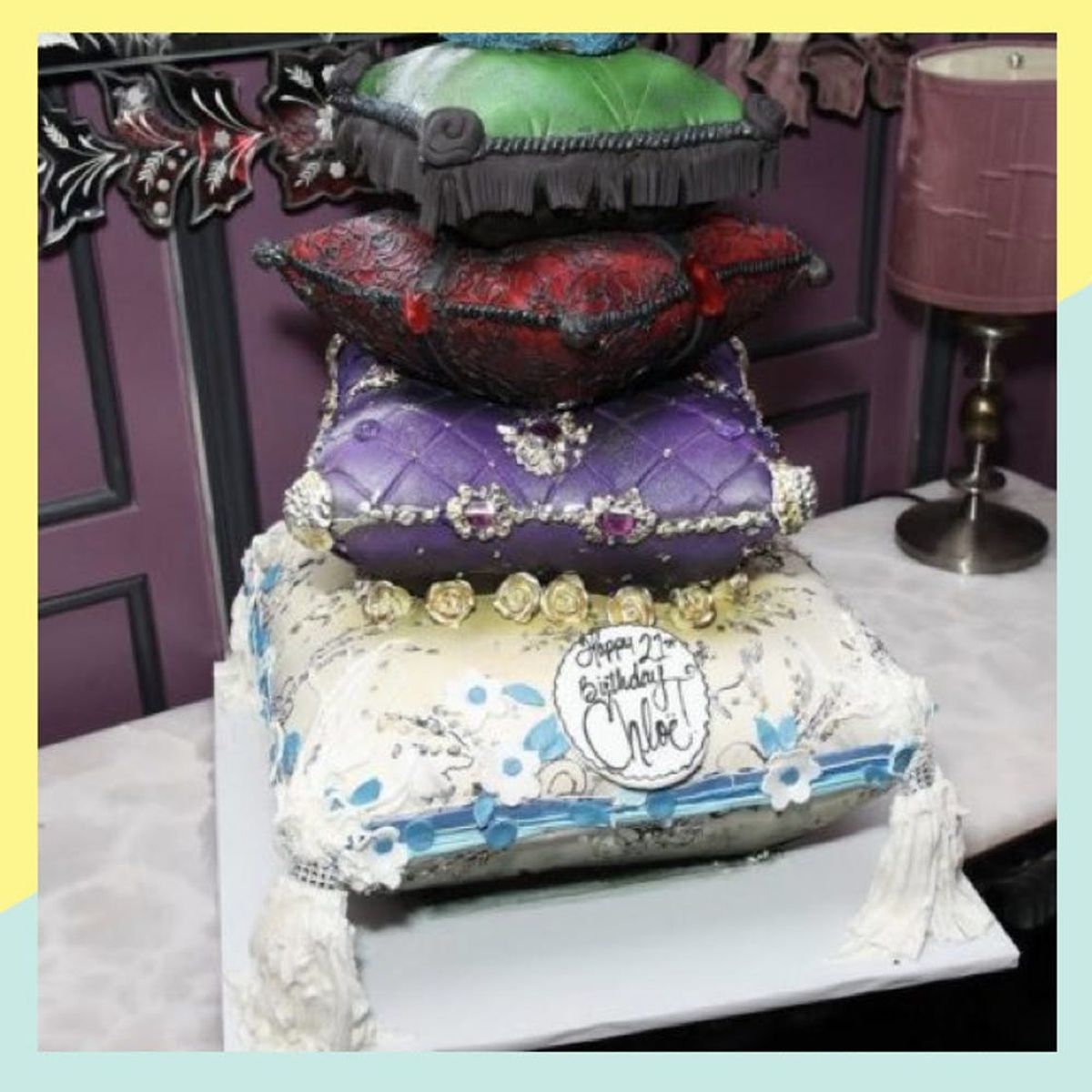 Chloë Grace Moretz Had the Most Outrageous Cake at Her 21st Birthday Party