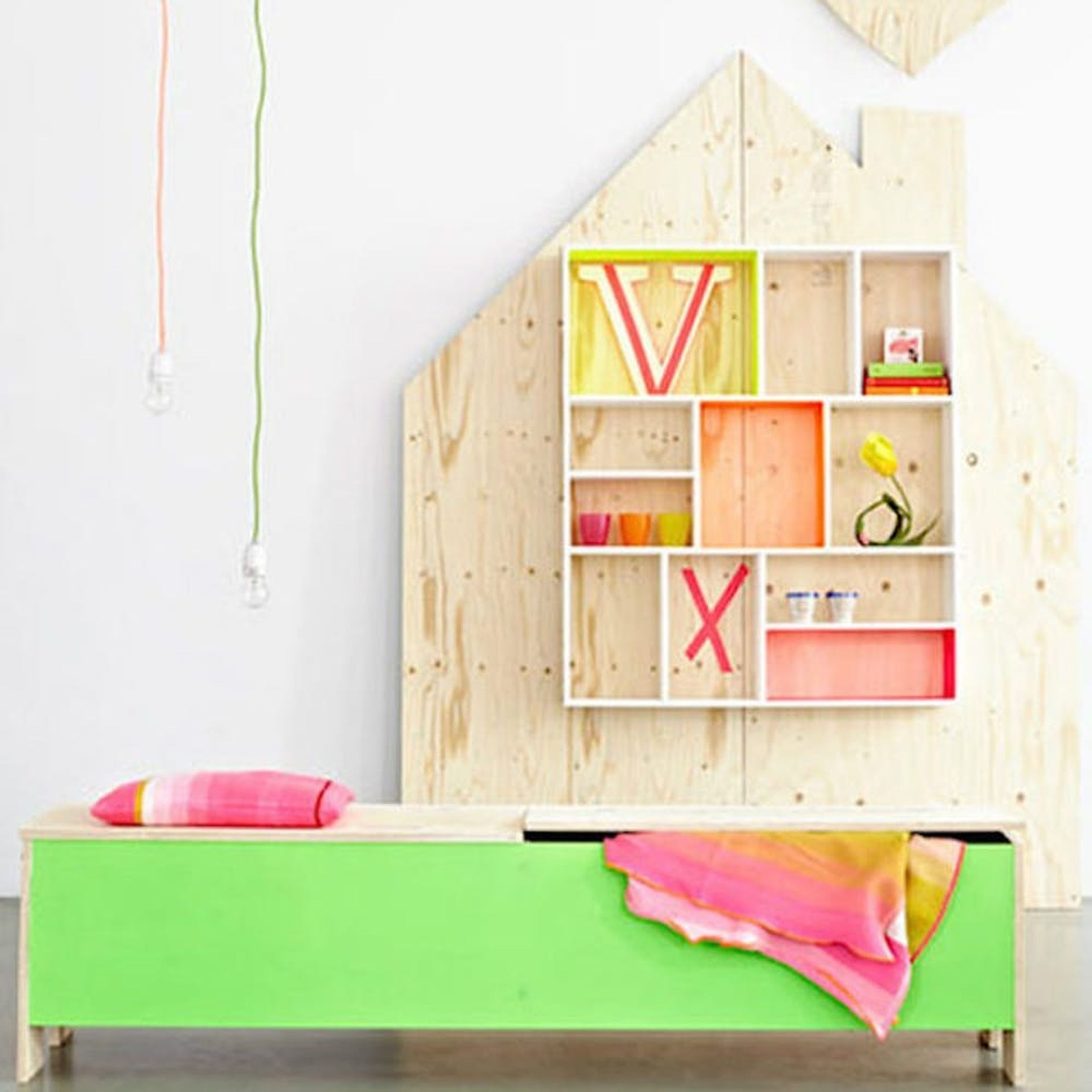 26 Cool and Colorful Ways to Organize Your Kids’ Room