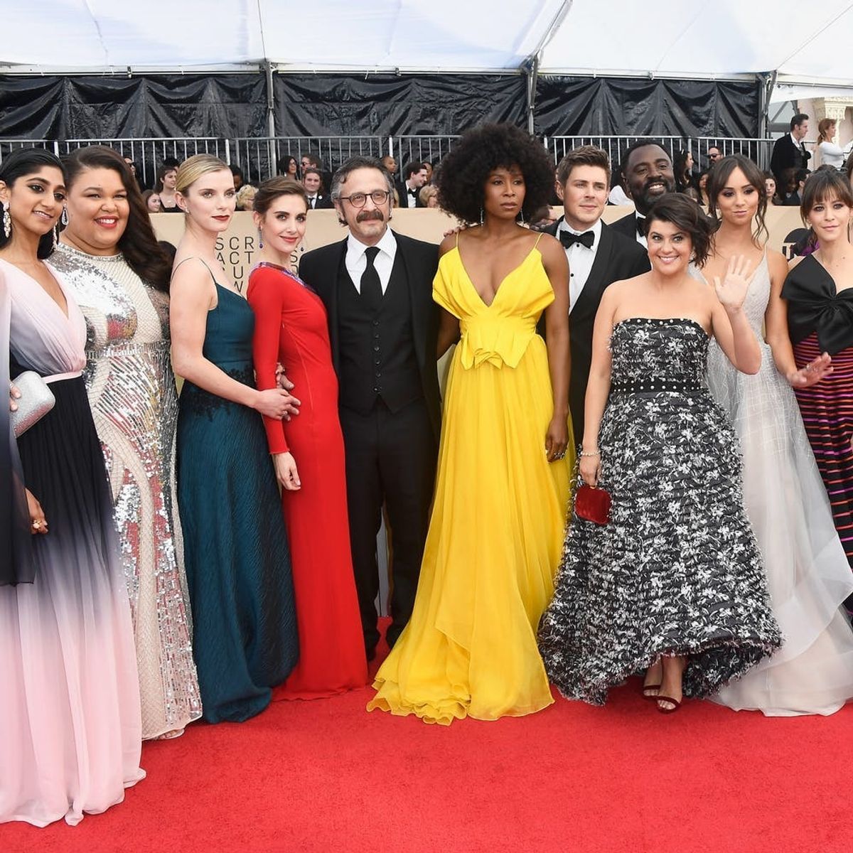 The ‘GLOW’ Cast Is #SquadGoals at the 2018 SAG Awards