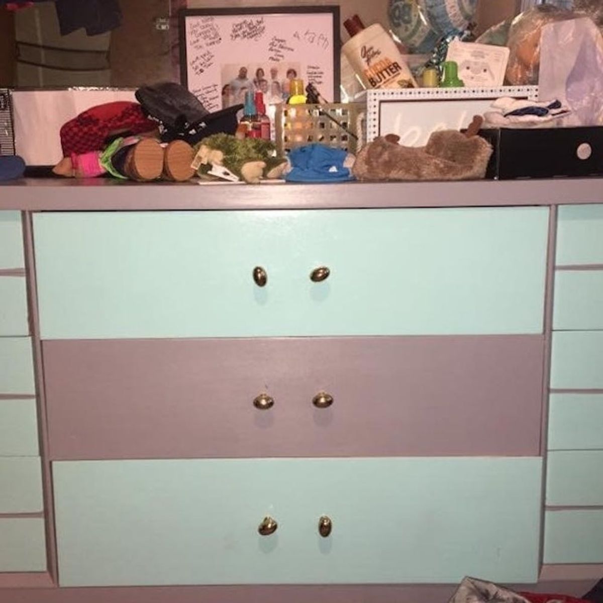 This Dresser Has the Internet Arguing Over Its Color