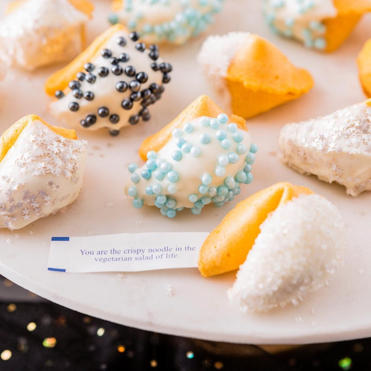 Glam Up Your New Year’s Party With This Glittery Fortune Cookies Recipe