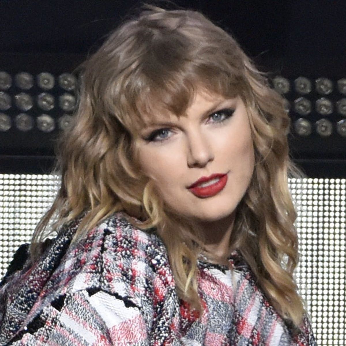 Twitter Has a Lot of Thoughts About Taylor Swift’s British “Vogue” Cover