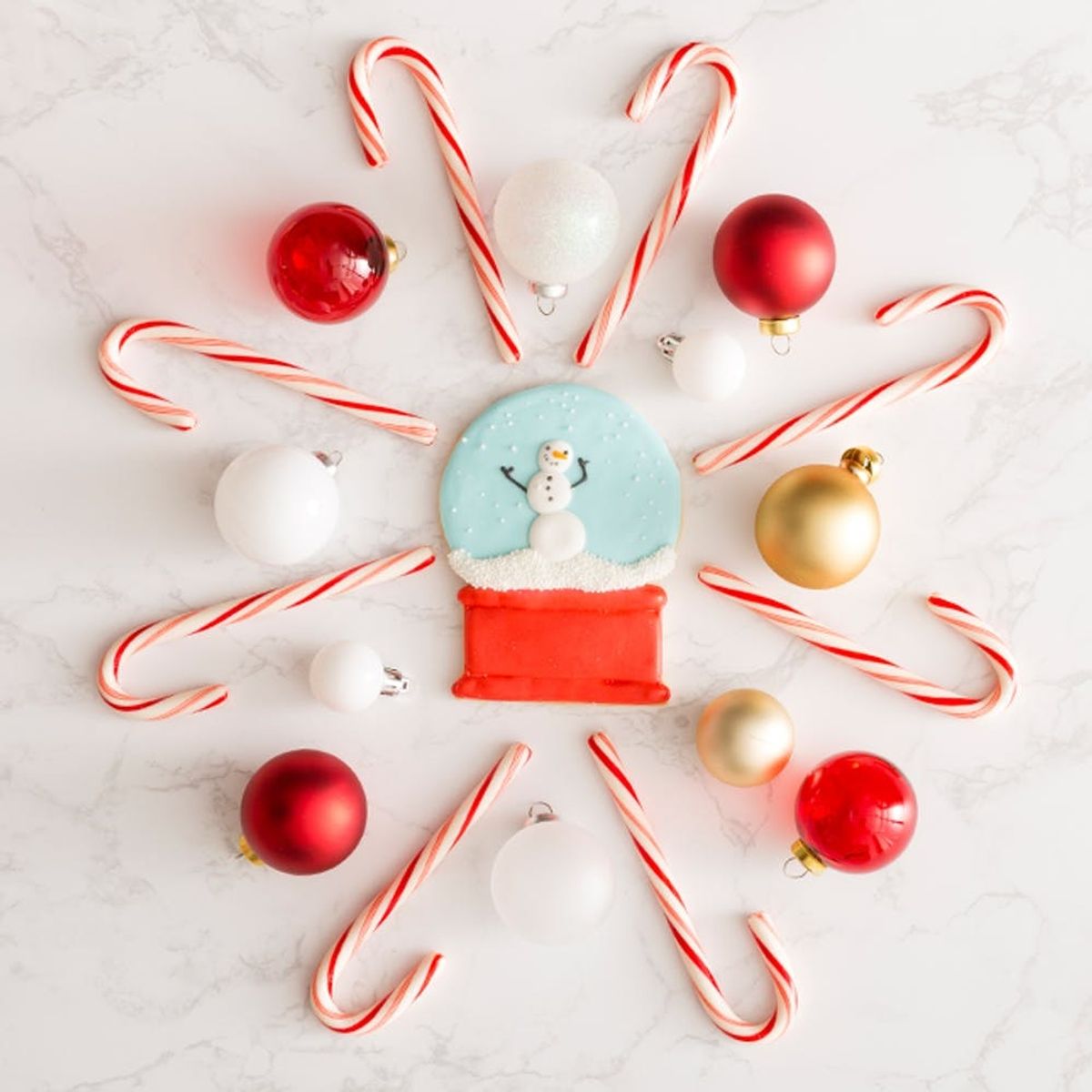 Learn How to Decorate Cookies With Royal Icing (+ Get 40% Off For a Limited Time!)