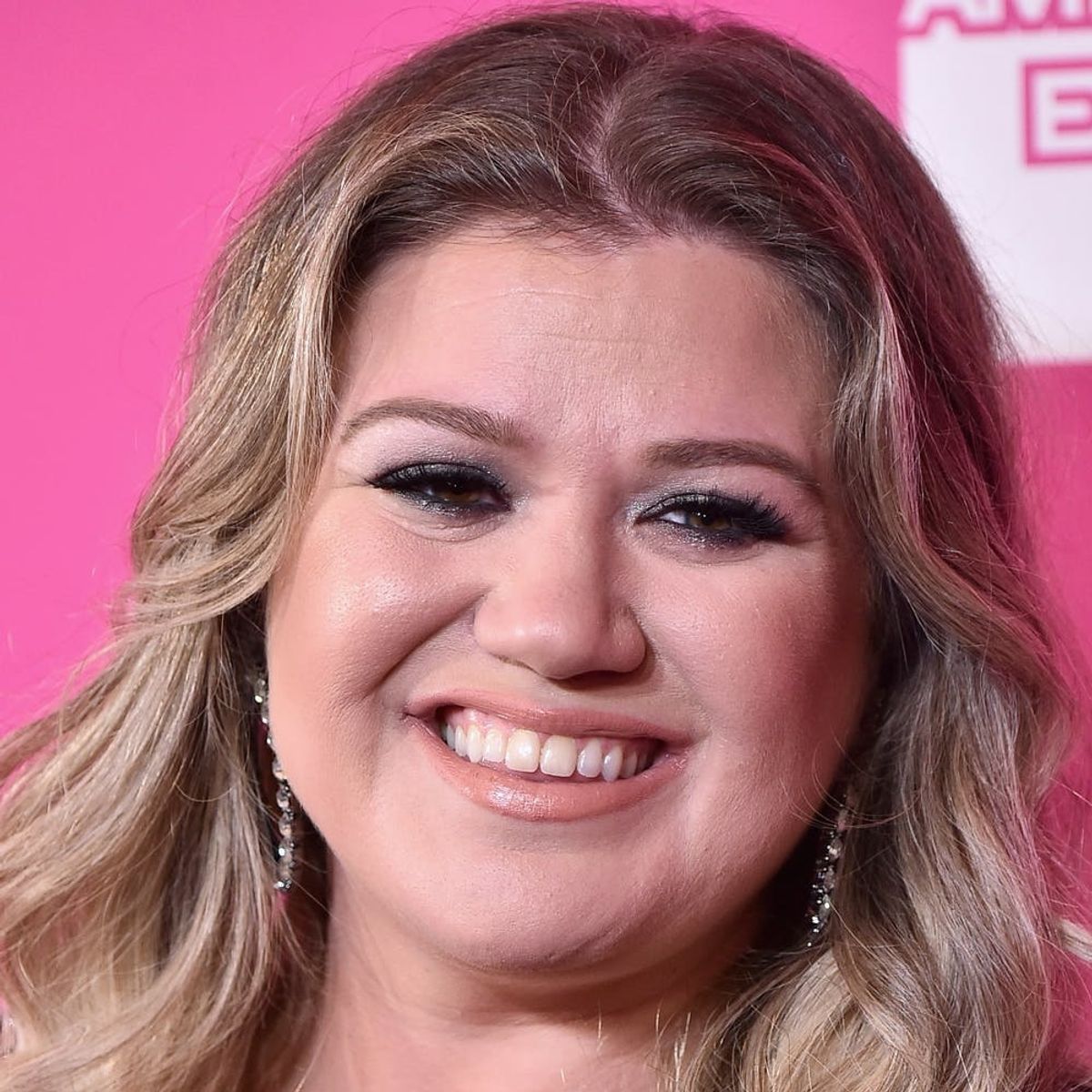 Kelly Clarkson Hit the Red Carpet One Day After Her Home Was Burglarized