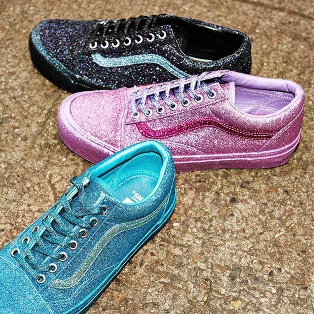 Gluren Misschien Charmant These Opening Ceremony x Vans Glitter Shoes Are Here Just in Time for the  Holidays - Brit + Co