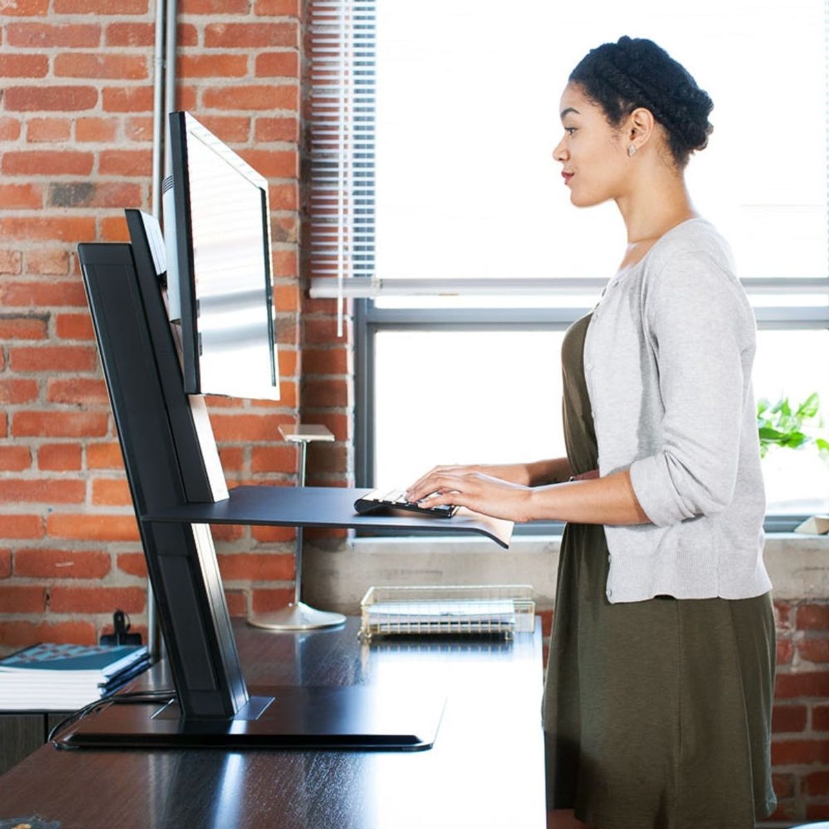 This Transformable Sit-to-Stand Desk Is Making It Easier to Work Healthy