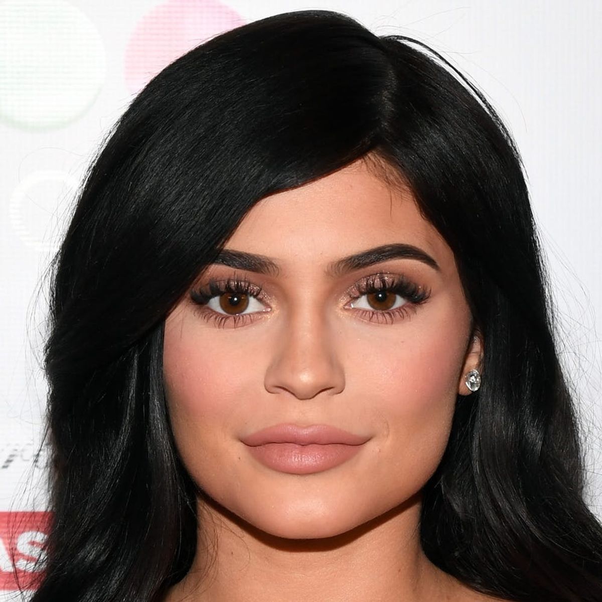 Fans Think Kylie Jenner’s Necklace Could Be Another Pregnancy Clue