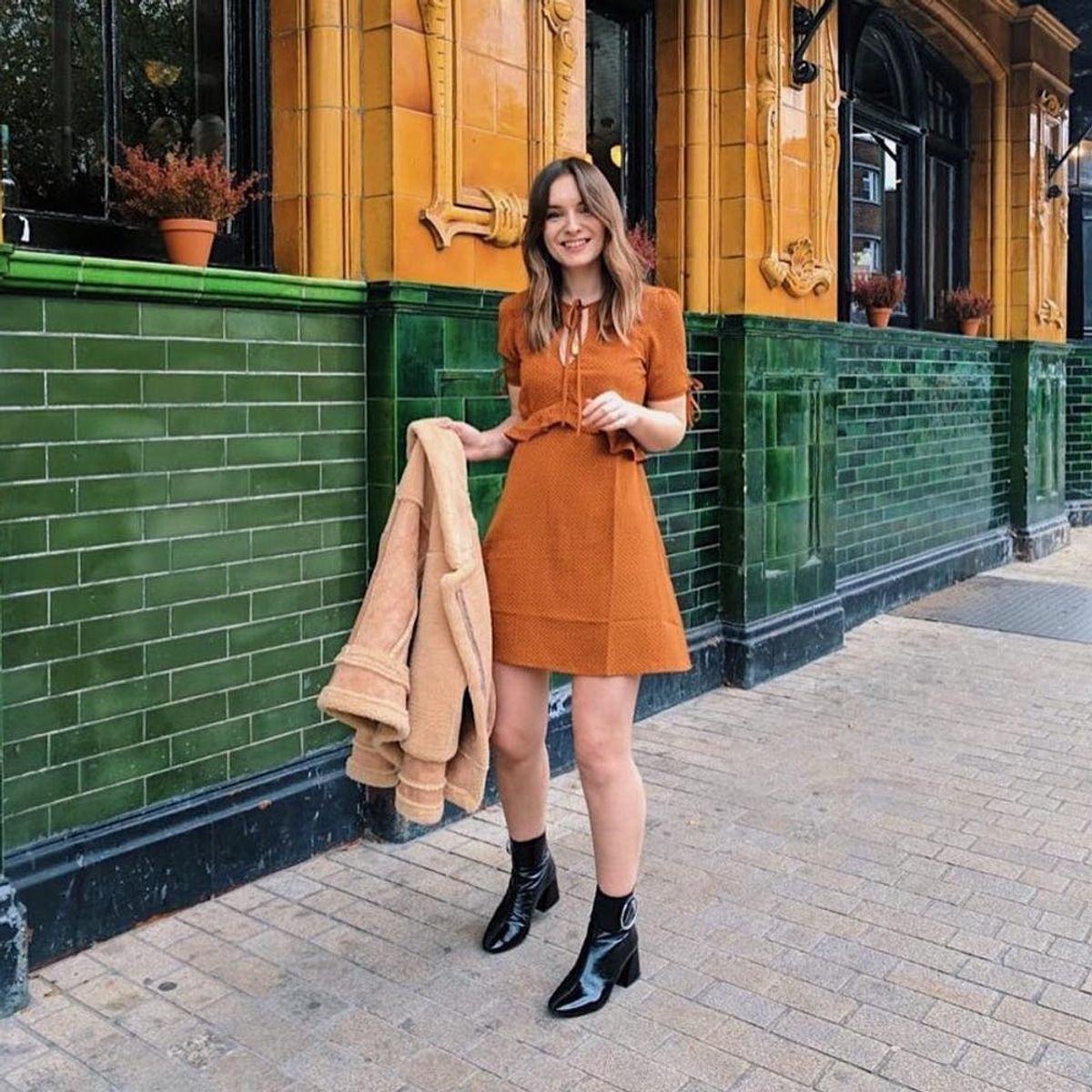 17 Street Style-Approved Looks to Copy for Thanksgiving Dinner With Your S.O.’s Fam