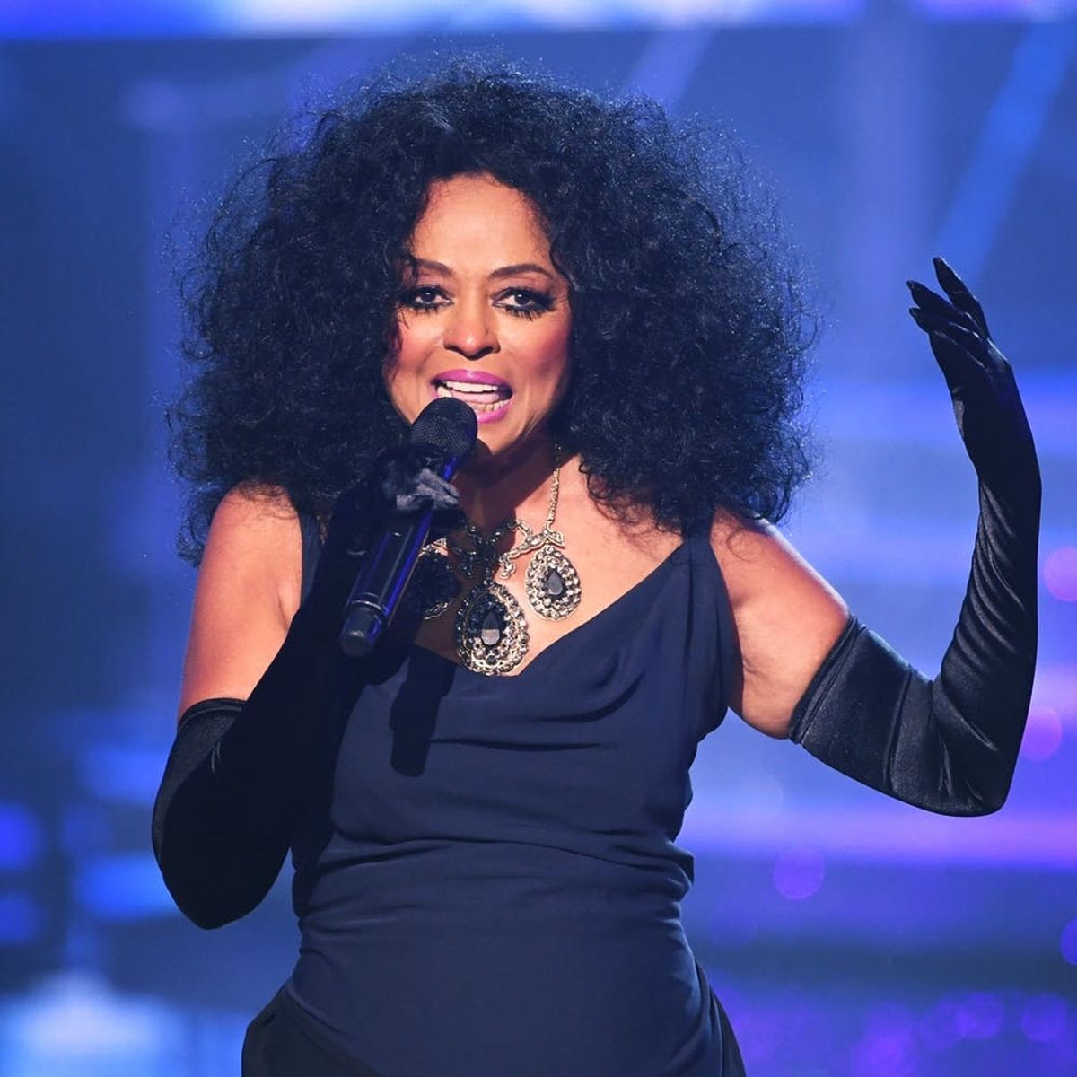 Diana Ross’ AMAs Lifetime Achievement Performance Was the Joyful Moment We Needed in 2017