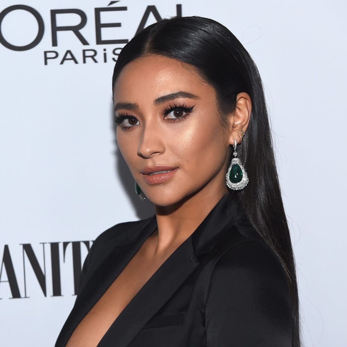 You Need to See Shay Mitchell With Beyoncé Blonde Hair