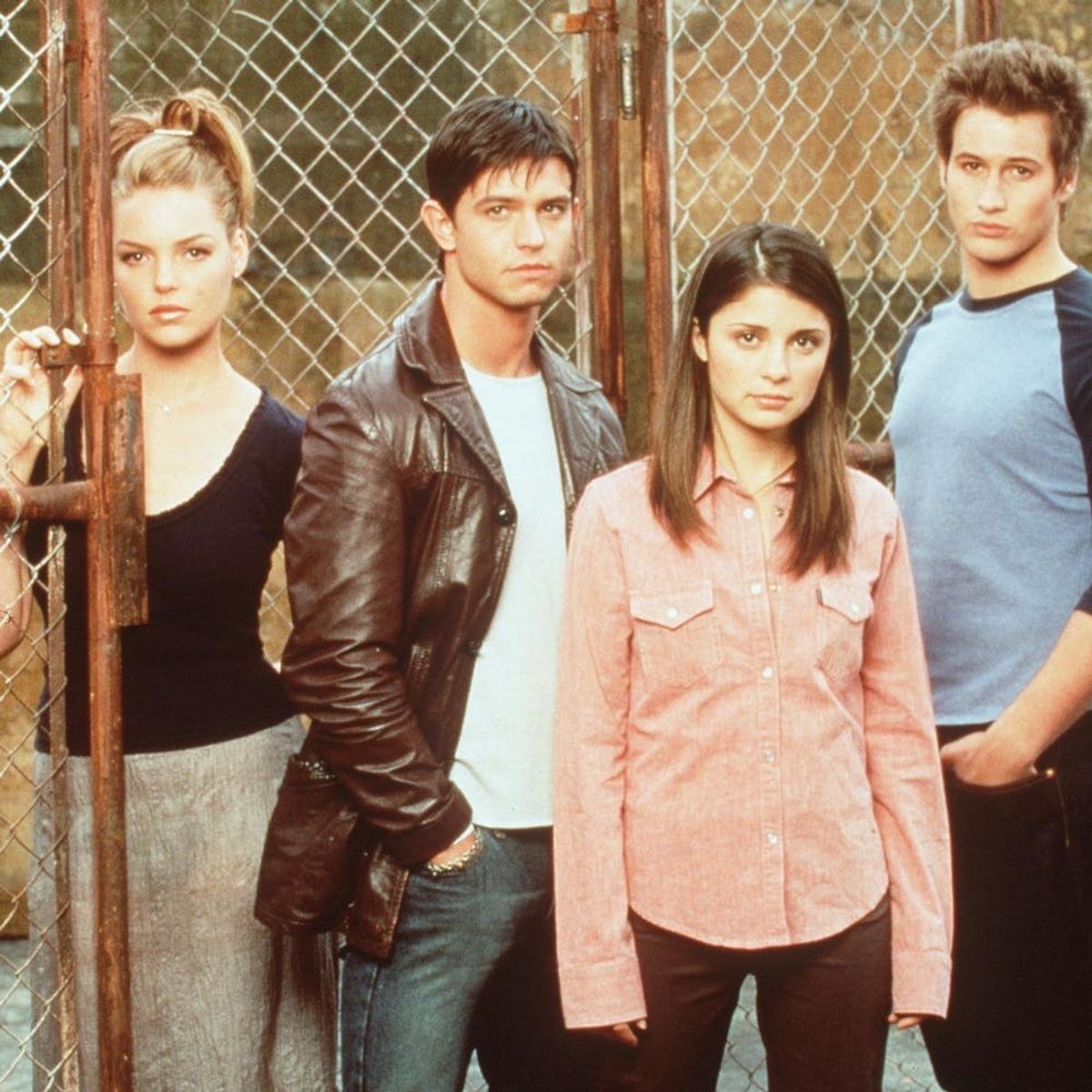 The CW Is Working on a “Roswell” Reboot