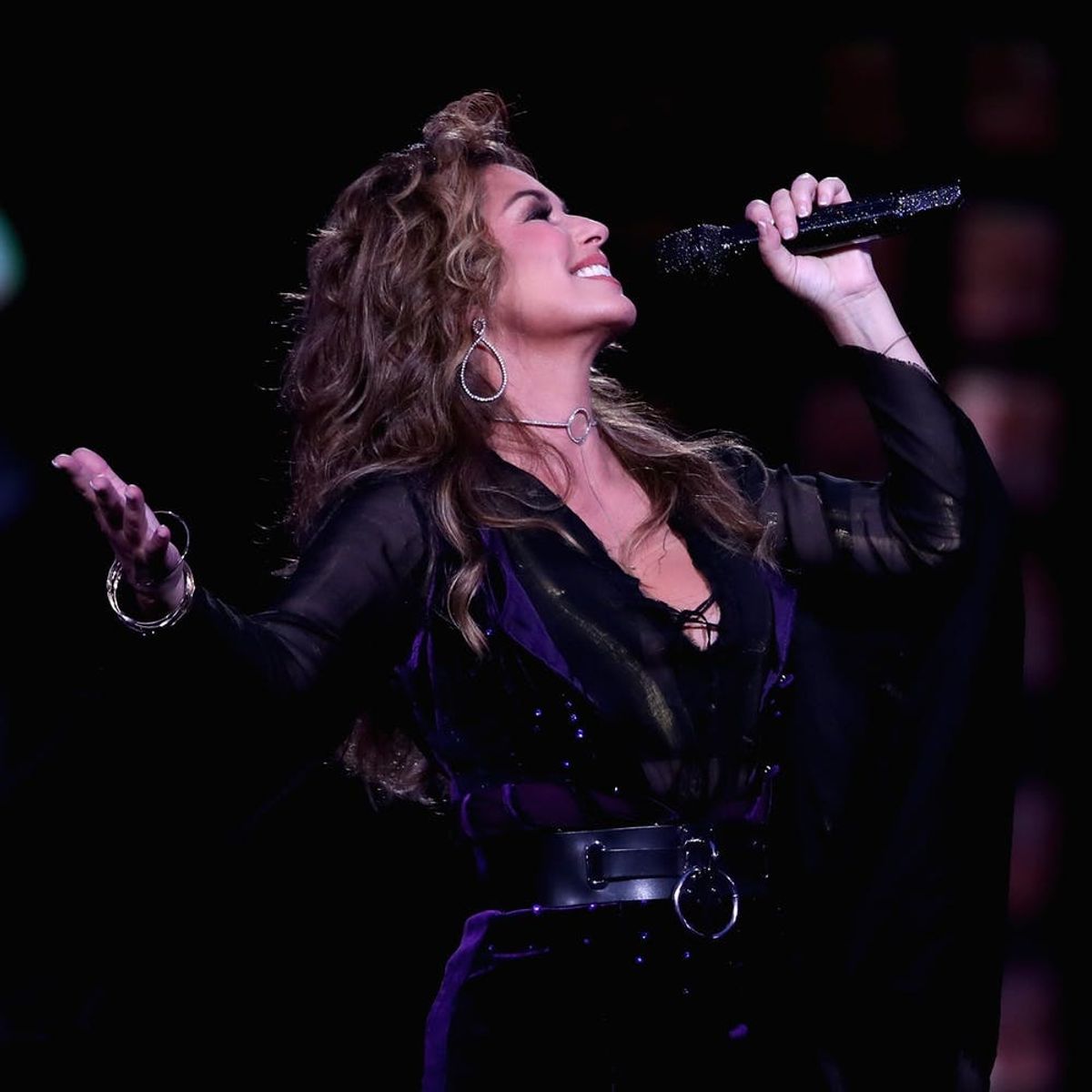 Shania Twain Thought She’d Never Sing Again Because of Lyme Disease