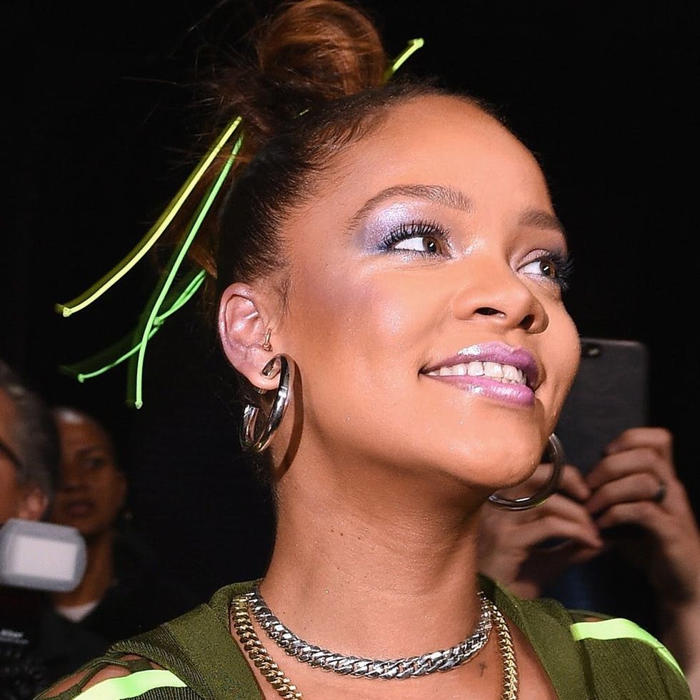 Bungee Cords Are the New Ribbons, According to Rihanna’s Stylist