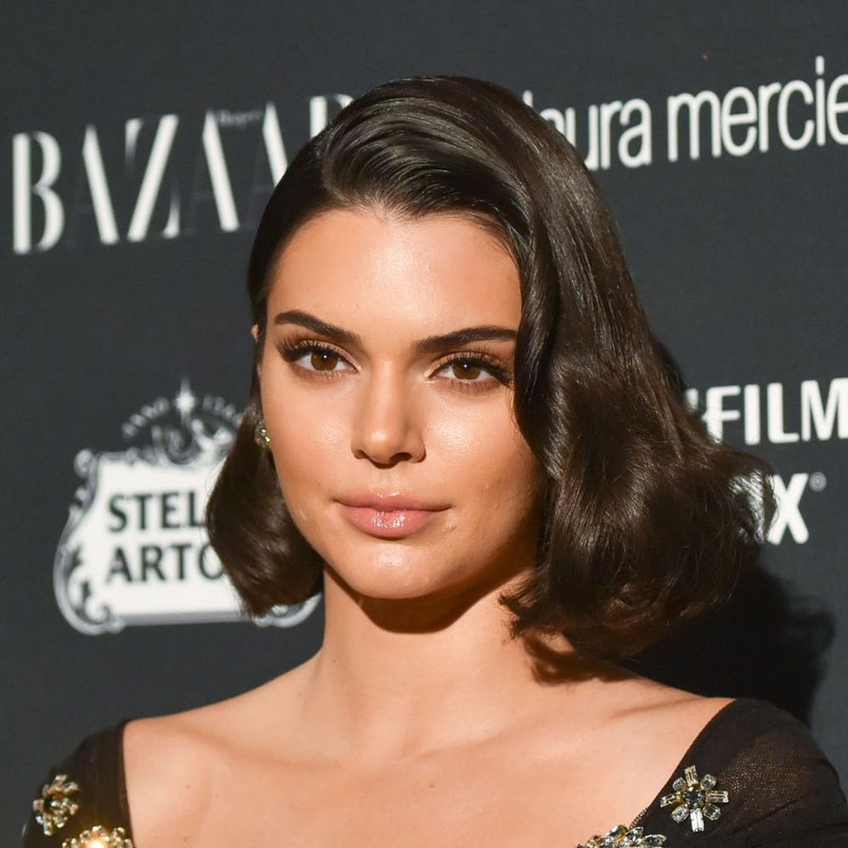 Not Everyone Is Happy With Kendall Jenner’s “Fashion of the Decade” Award Win: Here’s Why