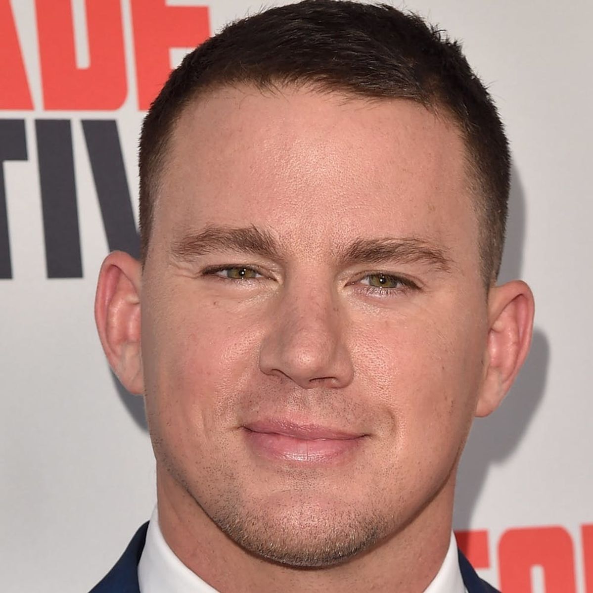 Watching Channing Tatum Dance With This Gas Station Attendant Is the Best Thing You’ll See All Day