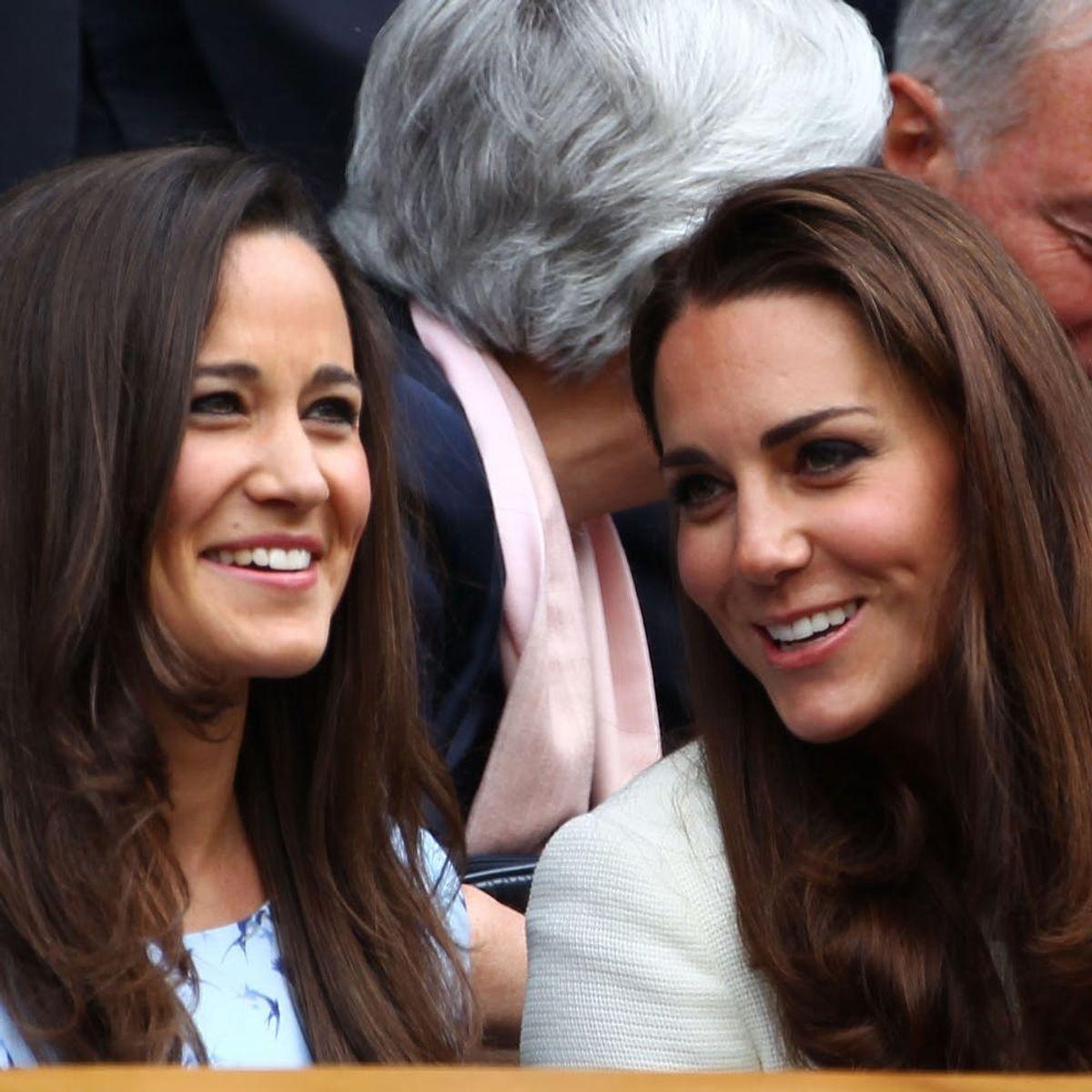 *This* Is the Sentimental Piece of Jewelry Pippa Middleton Gave Sister Kate Middleton