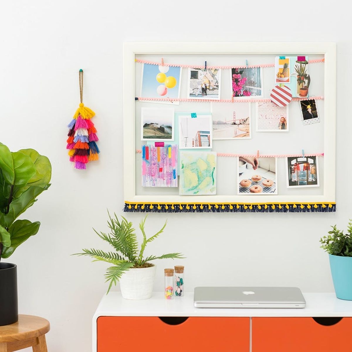 DIY This Picture Perfect Frame Gallery to Personalize Your Dorm