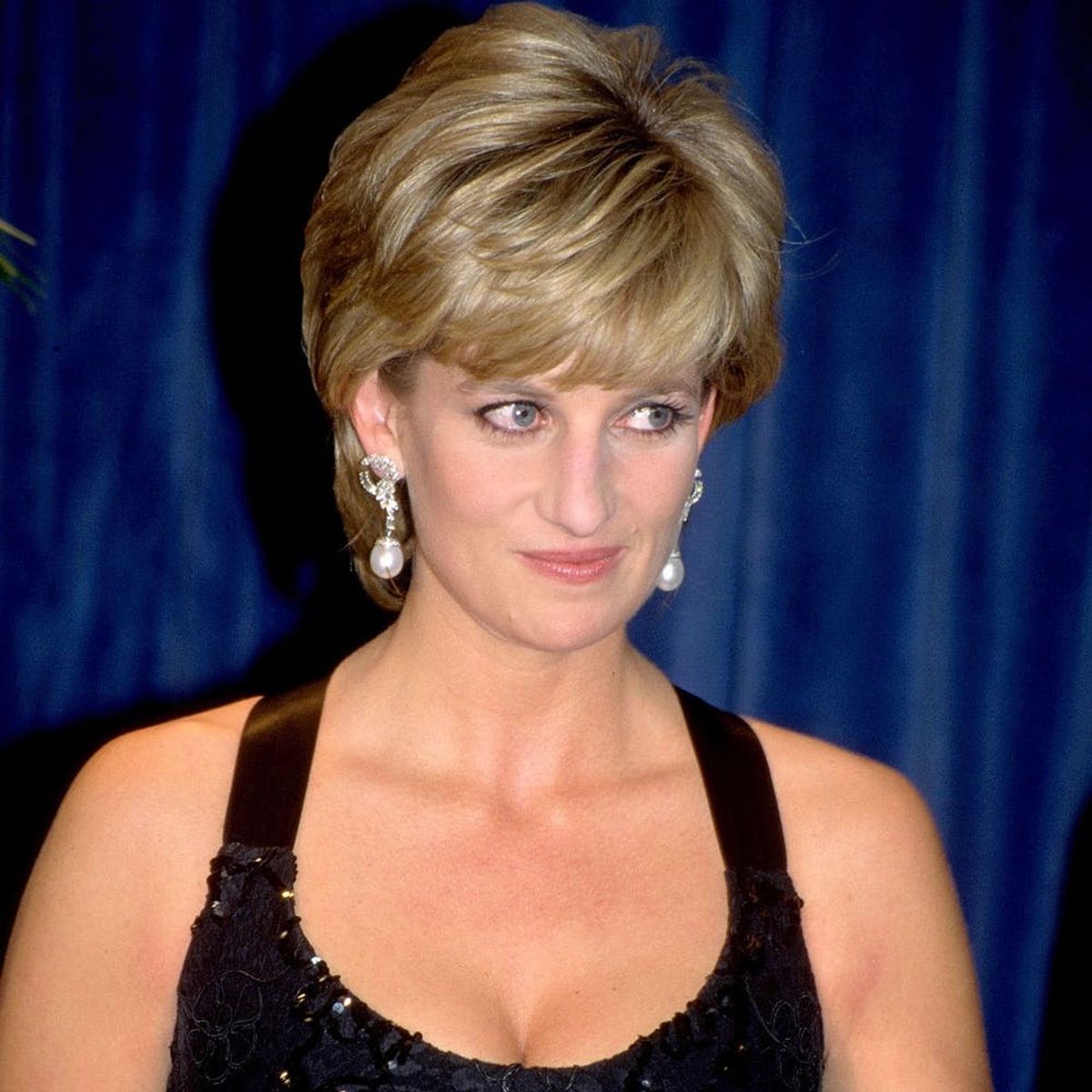 Here’s Why Princess Diana Always Carried a Clutch