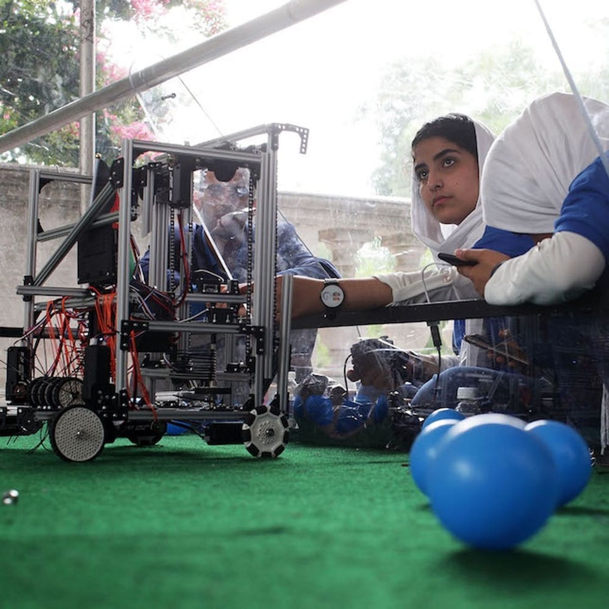 Nearly Denied US Entry, This Afghan Girl Robotics Team Just Won Silver