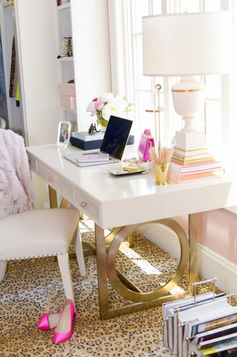 The Best Home Office Luxury Desk Accessories
