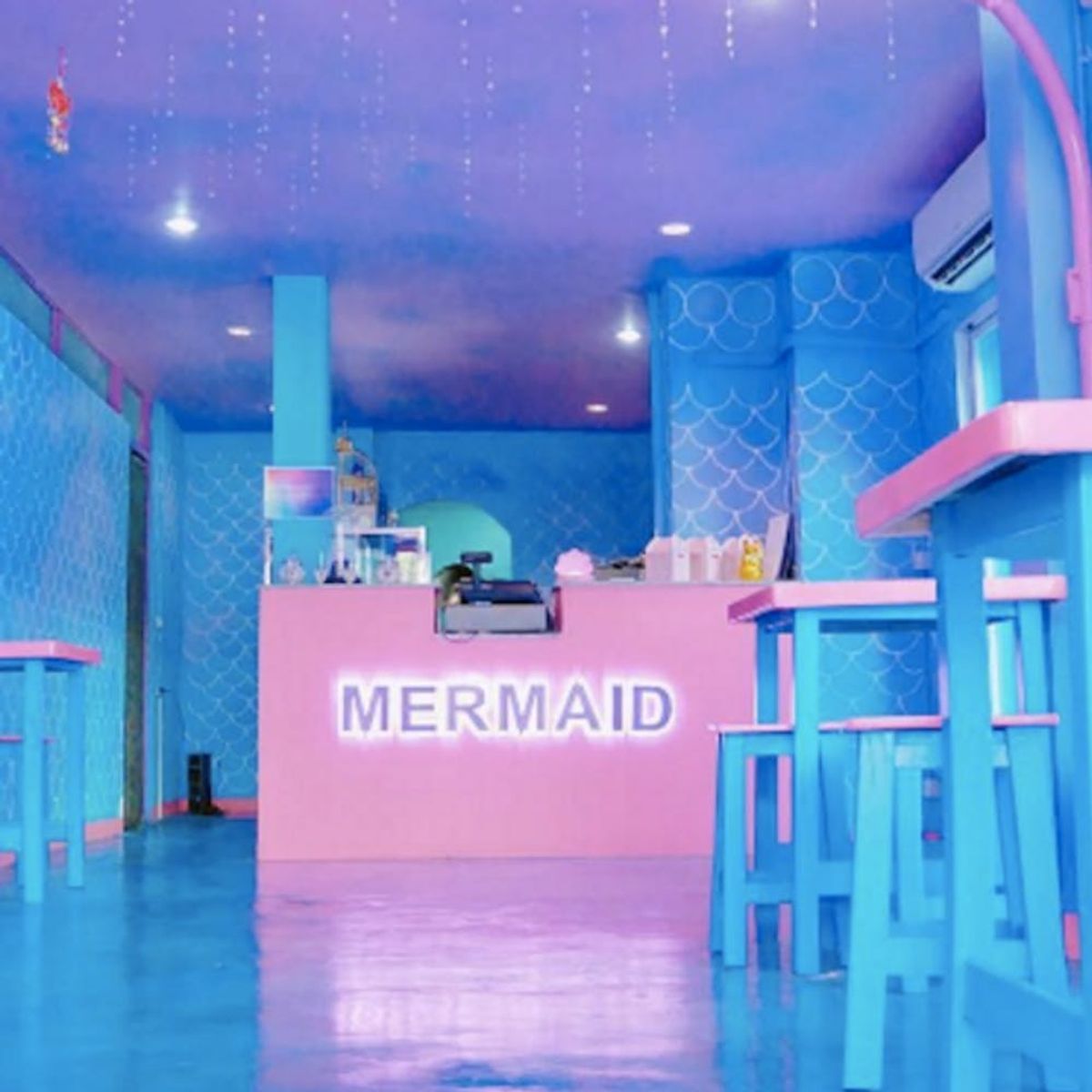 This Full-Fledged Mermaid Cafe Is the Stuff of DREAMS