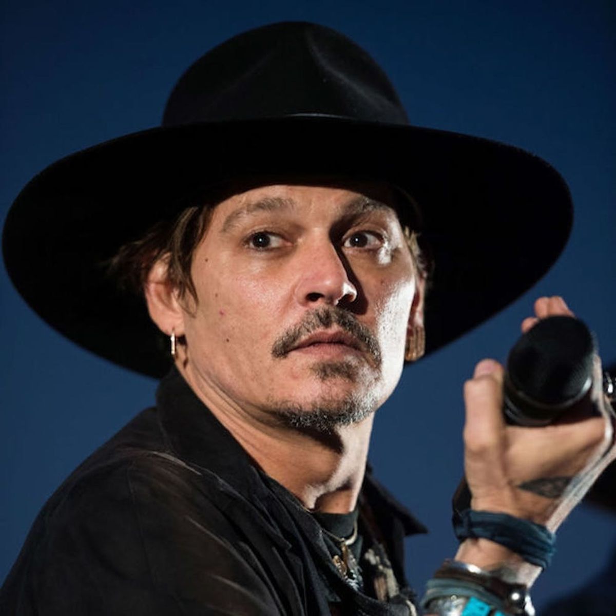 Morning Buzz! Johnny Depp Sparks Controversy With Trump Comments + More