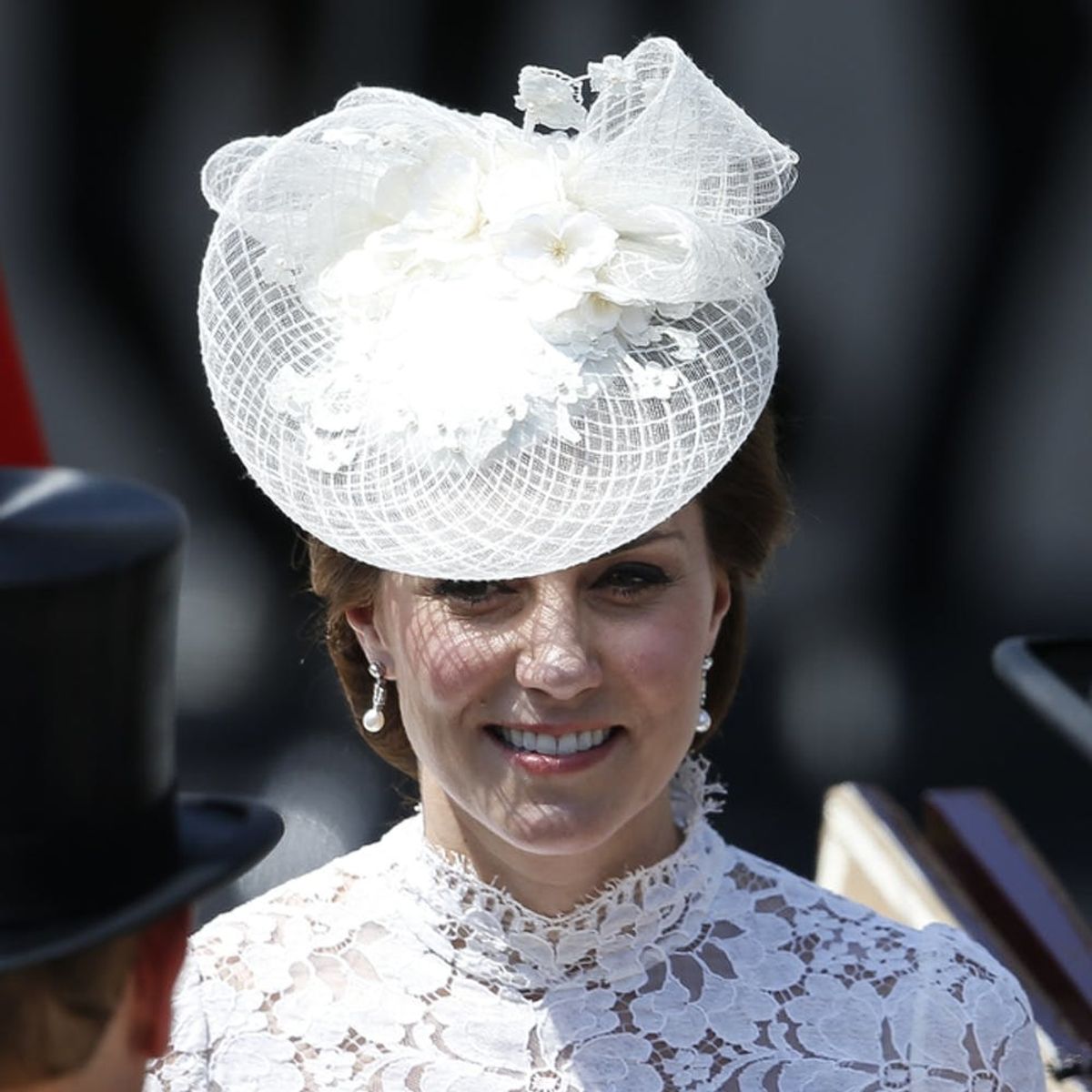 Kate Middleton Heads to the Races in the Perfect Little White Dress