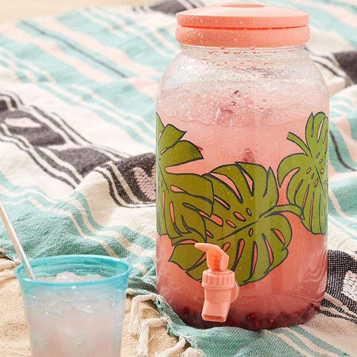 10 Essentials for the Ultimate Summer Cocktail Party