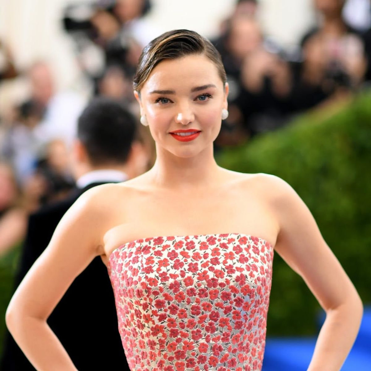 Miranda Kerr Put Leeches on Her Face Because Beauty Is Pain