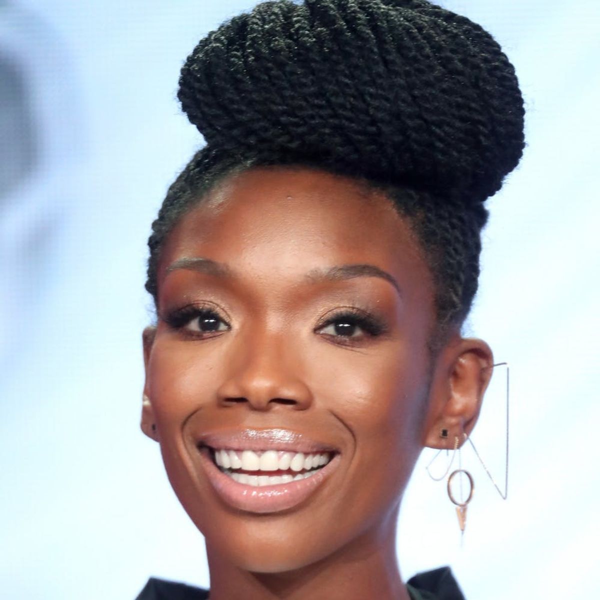 This Is the Scary Reason Brandy Just Passed Out on a Plane