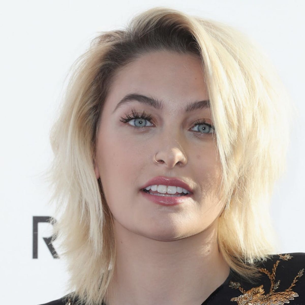 Paris Jackson Likes to Go Barefoot at Award Shows and Who Can Really Blame Her?