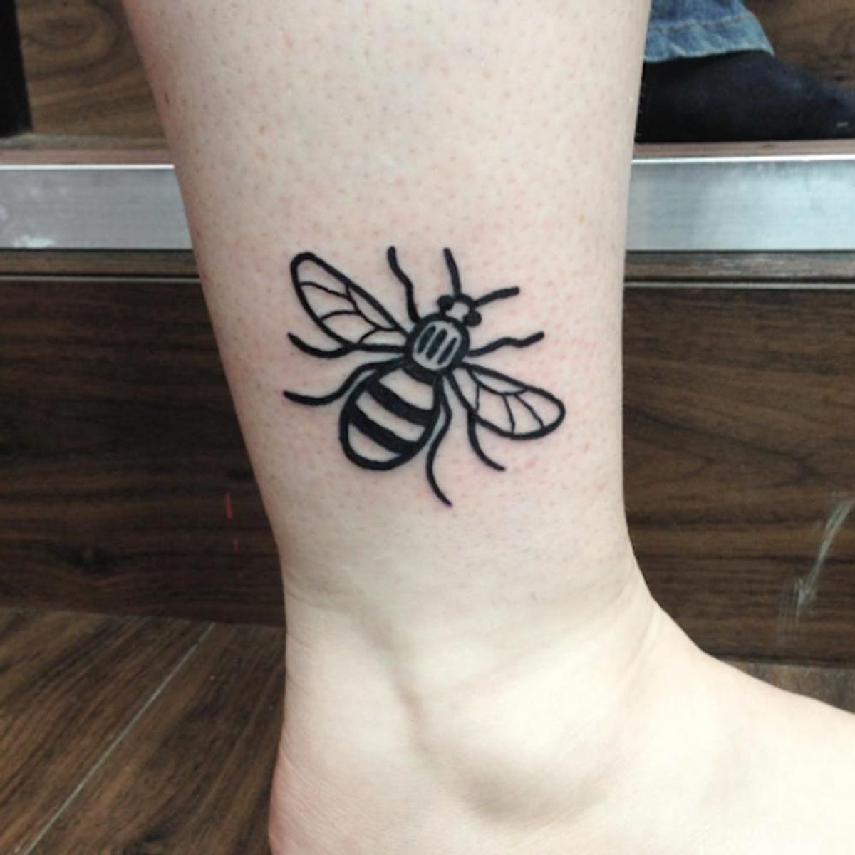 Why People Are Getting Bee Tattoos to Support the Victims from the Manchester Attack