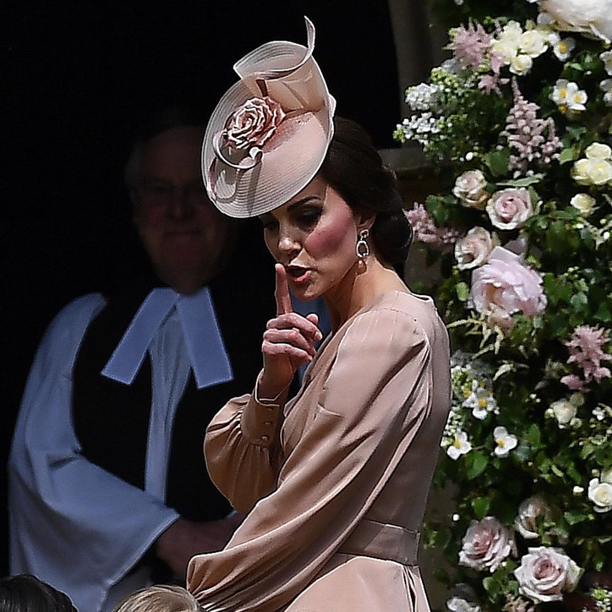These Photos of Kate Middleton Scolding the Kids at Pippa’s Wedding Are Going Viral