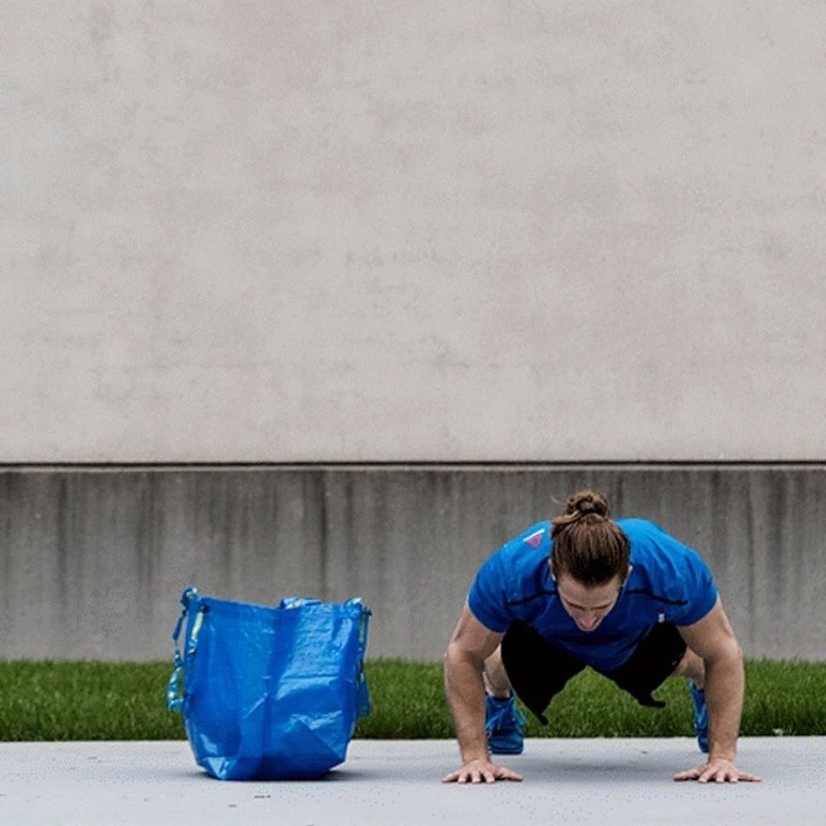 This IKEA Bag Hack Will Give You a Full-Body Workout