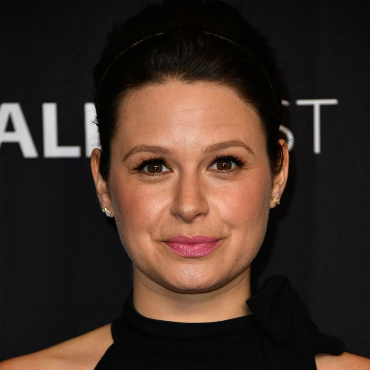 Scandal Star Katie Lowes Is Expecting Her First Baby!