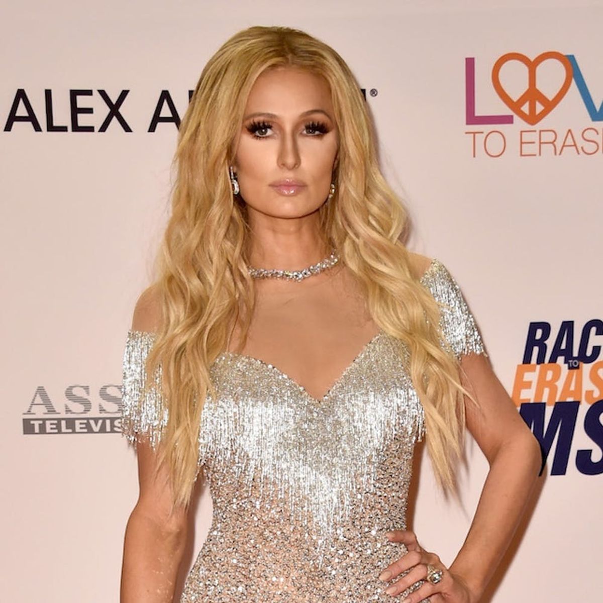 How to Master Early Aughts Fashion Trends, According to Paris Hilton