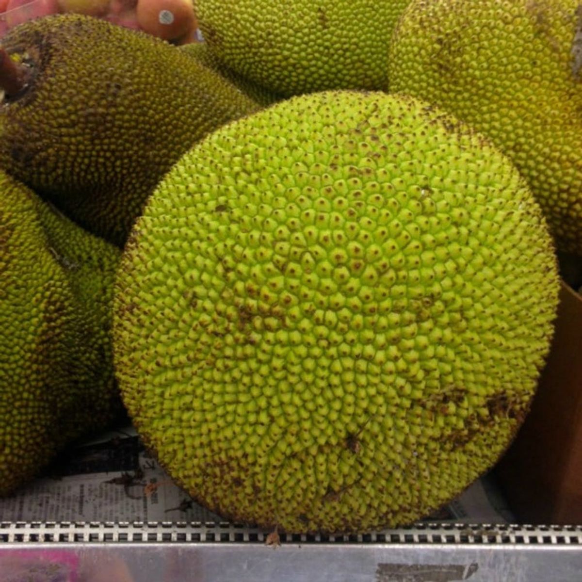 How to Prepare and Cook Jackfruit, the Latest Vegan Food Trend