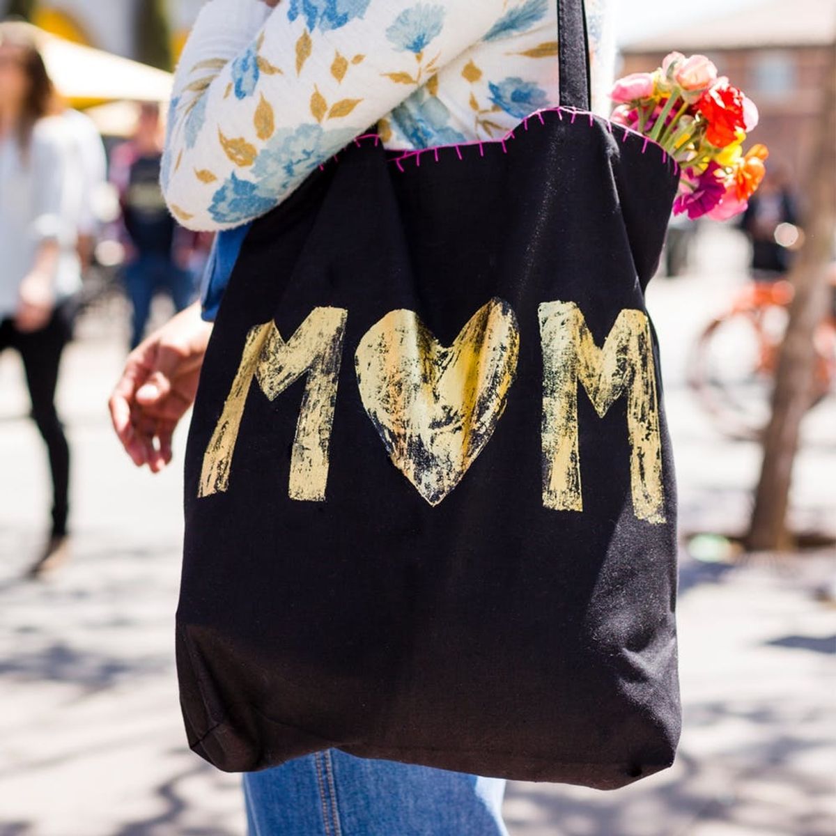Personalize a Thoughtful Tote for Mom in Under 30 Minutes