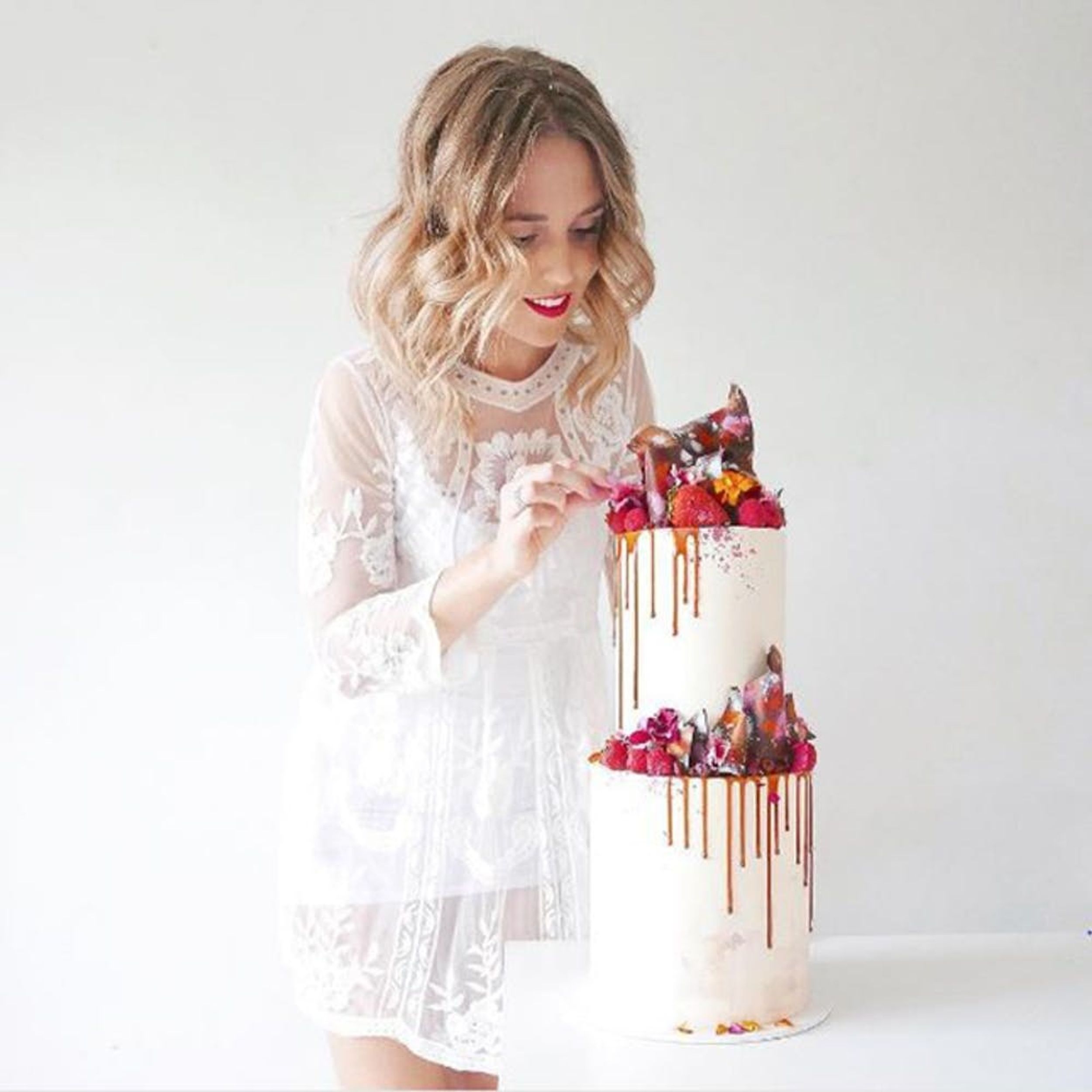 21 Wedding Cake Bakers Every Bride Needs to Follow on Instagram