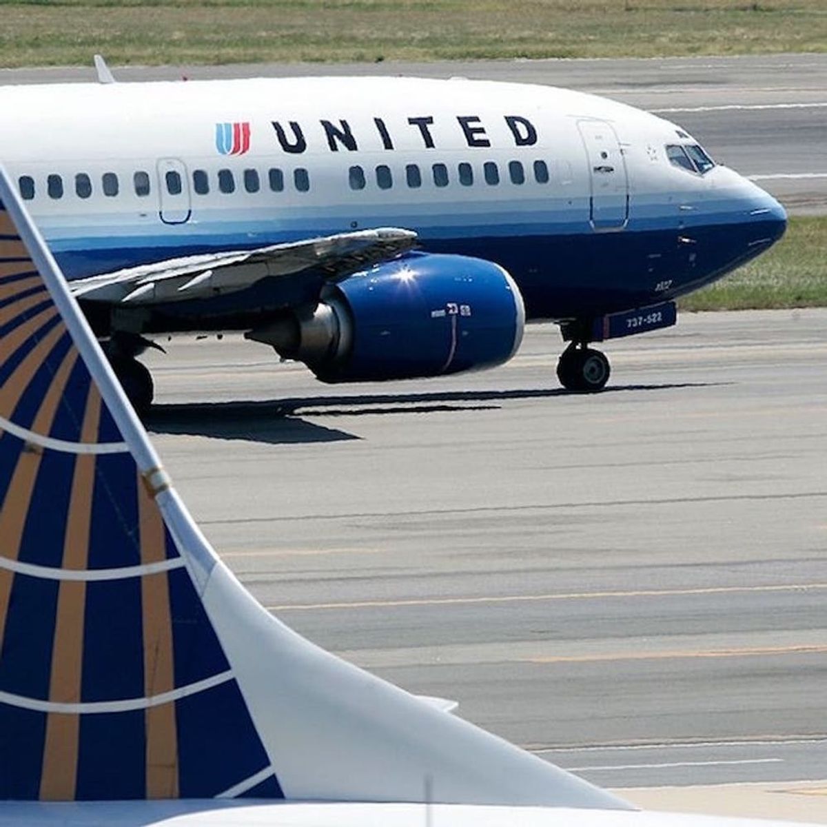 Morning Buzz! Leaked Email from United CEO to Employees Makes the Airline Look Even Worse + More