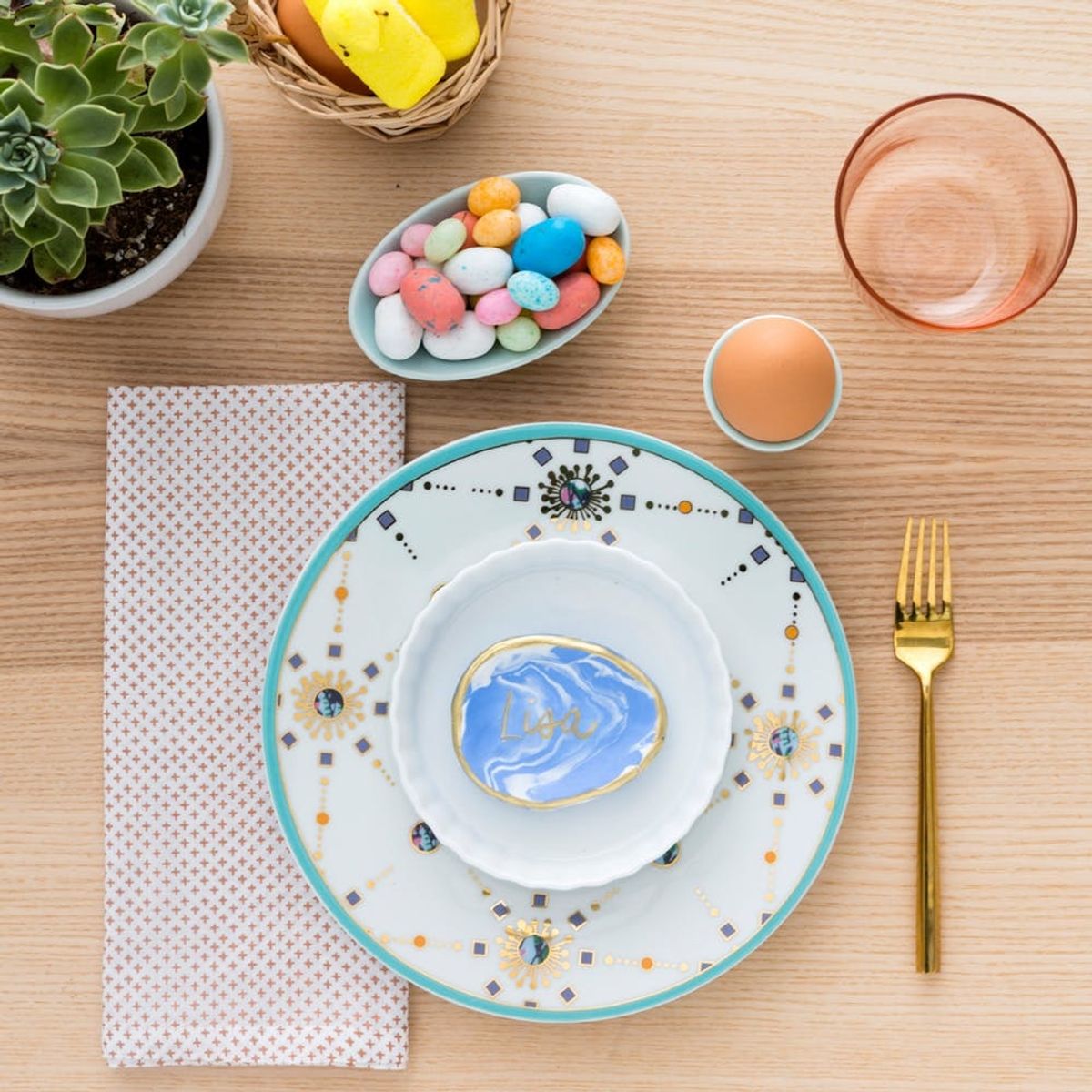 Make a Two-in-One Place Card Jewelry Dish Holder With This Easter DIY