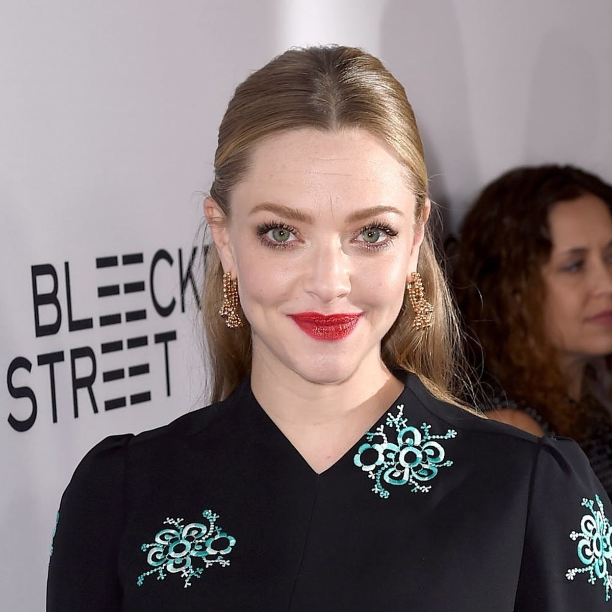 Amanda Seyfried Uses This Simple (and Fragrant) Hack to Get Her Beauty Rest