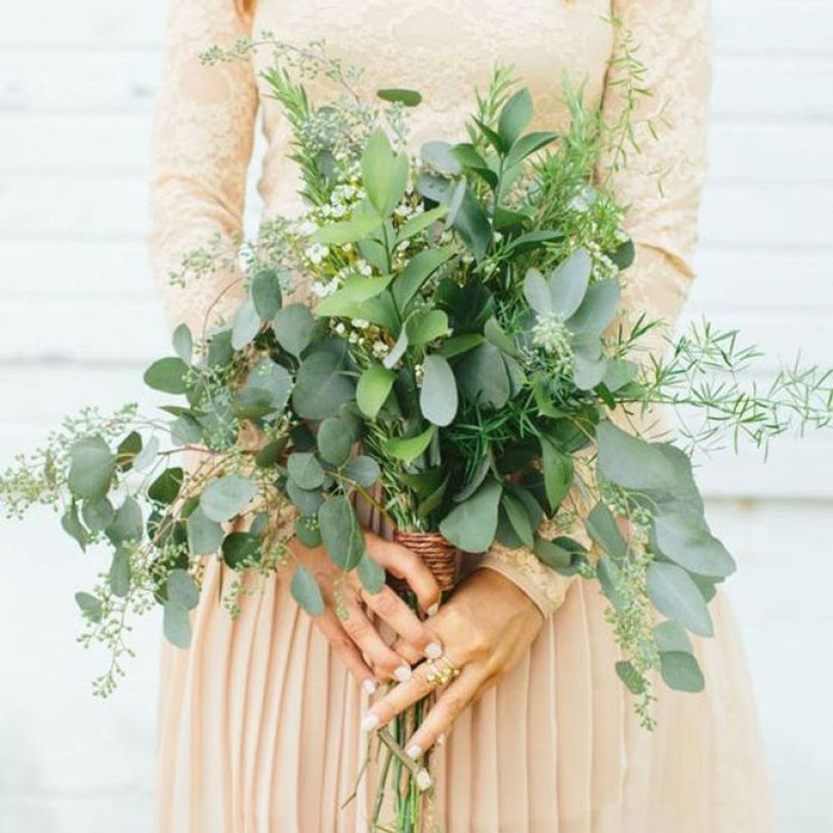 These All-Greenery Wedding Bouquets Are *Perfect* for the Non-Traditional Bride
