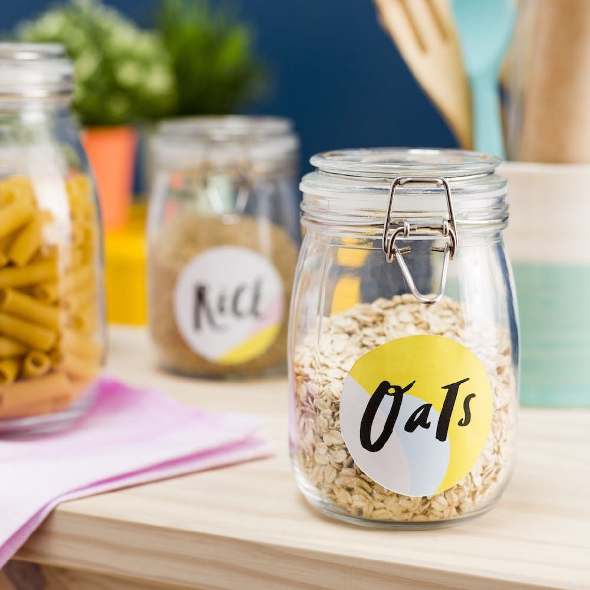 Download These Free Printable Jar Labels to Organize Your Kitchen Pantry