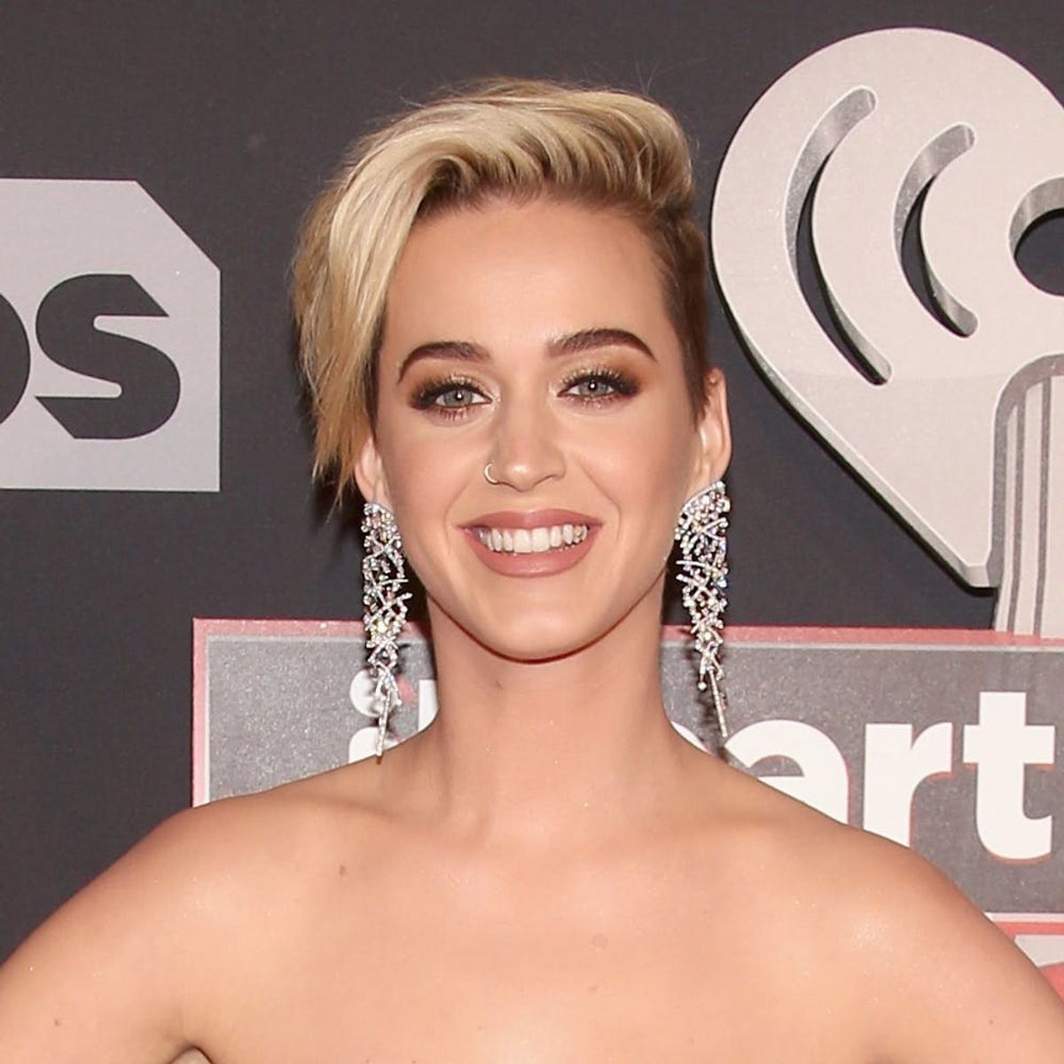 Katy Perry Had Quinoa in Her Teeth on the Red Carpet and No One Told Her